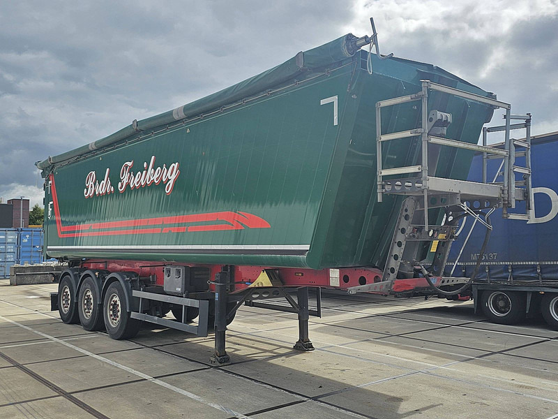Schmitz Cargobull SKI 50M3 ALU DOORS - Kipper Auflieger: das Bild 3 Schmitz Cargobull SKI 50M3 ALU DOORS - Kipper Auflieger: das Bild 3