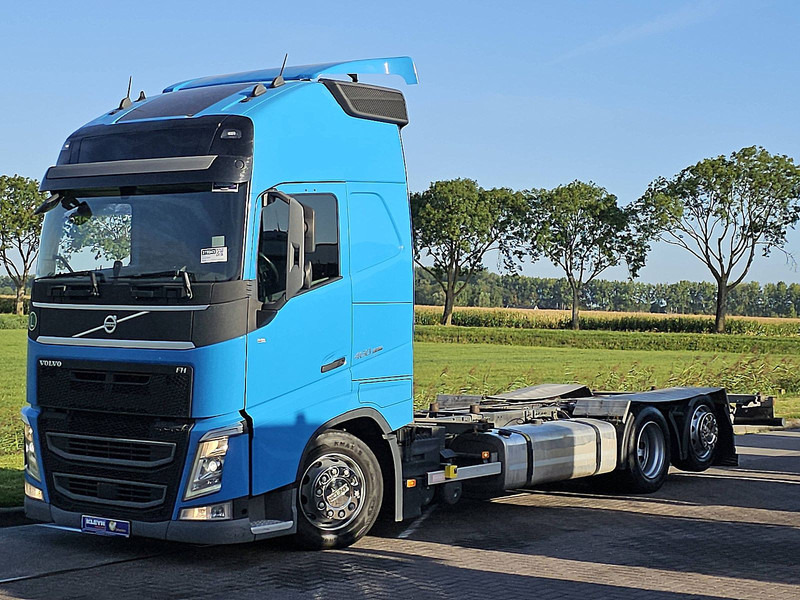 Volvo FH 460 XL XENON WB490 - Containerwagen/ Wechselfahrgestell LKW: das Bild 2 Volvo FH 460 XL XENON WB490 - Containerwagen/ Wechselfahrgestell LKW: das Bild 2