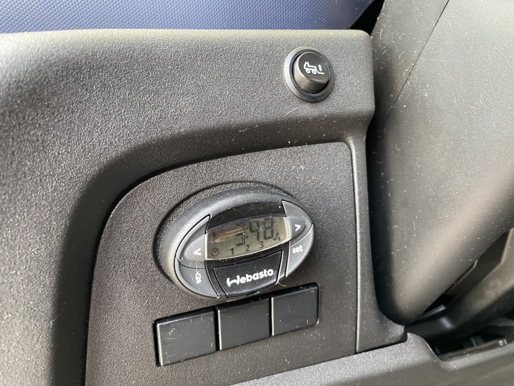 Iveco Daily 65C21 3,6m P+P+LBW Klima Automat. Webasto - Planen Transporter: das Bild 4 Iveco Daily 65C21 3,6m P+P+LBW Klima Automat. Webasto - Planen Transporter: das Bild 4