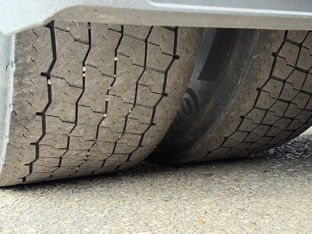 MAN TGX 18.440 EEV Klima 3-fach Motorbremse 2xTank - Sattelzugmaschine: das Bild 5 MAN TGX 18.440 EEV Klima 3-fach Motorbremse 2xTank - Sattelzugmaschine: das Bild 5