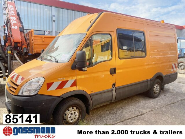 Iveco Daily 35S12 2,3 HPI 4x2, 8 Sitzplätze - Reisebus: das Bild 1 Iveco Daily 35S12 2,3 HPI 4x2, 8 Sitzplätze - Reisebus: das Bild 1