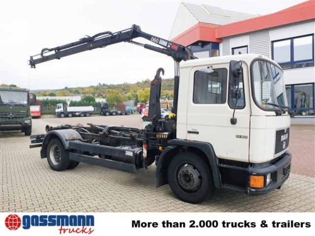 MAN 14.152 F 4x2 BB mit Kran Hiab 060-2 - Abrollkipper, Autokran: das Bild 2 MAN 14.152 F 4x2 BB mit Kran Hiab 060-2 - Abrollkipper, Autokran: das Bild 2