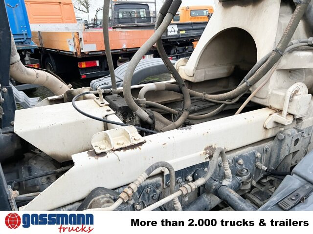 Fahrmischer MAN TGA 35.360 8X4 BB, Betonmischer Karrena 10m³: das Bild 9