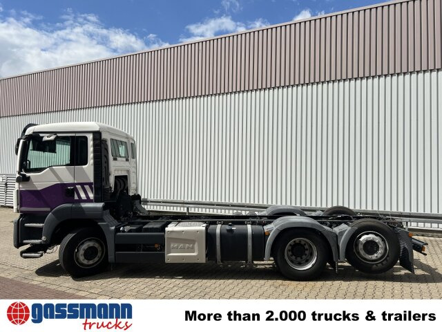 Fahrgestell LKW MAN TGS 26.320 6X2-4 BL, Lenk-/Liftachse,: das Bild 12