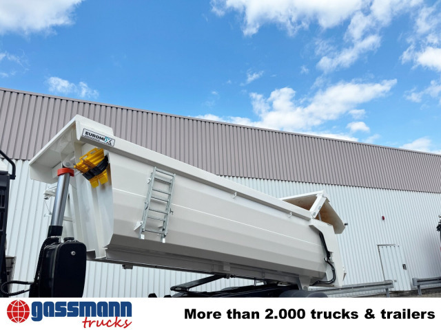 MAN TGS 41.440/480 8x4 BB, Mulde ca. 16m³ mit - Fahrgestell LKW: das Bild 2 MAN TGS 41.440/480 8x4 BB, Mulde ca. 16m³ mit - Fahrgestell LKW: das Bild 2