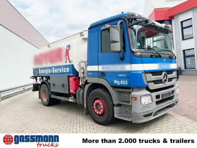 Tankwagen Mercedes-Benz Actros 1841 L 4x2, Esterer-Tankaufbau, 3: das Bild 9
