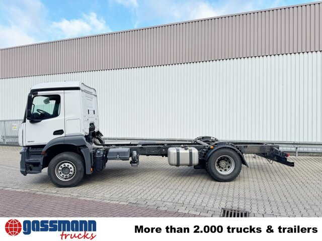 Fahrgestell LKW Mercedes-Benz Arocs 1840 L 4x2, MultimediaCockpit, Navi: das Bild 13