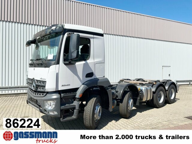 Mercedes-Benz Arocs 3240 8x4 - Fahrgestell LKW: das Bild 1 Mercedes-Benz Arocs 3240 8x4 - Fahrgestell LKW: das Bild 1