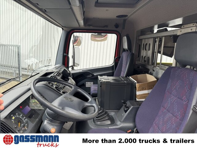 Mercedes-Benz Atego 1325 4x4, 8+1 Sitze, LF 16/12 - Krankenwagen: das Bild 5 Mercedes-Benz Atego 1325 4x4, 8+1 Sitze, LF 16/12 - Krankenwagen: das Bild 5