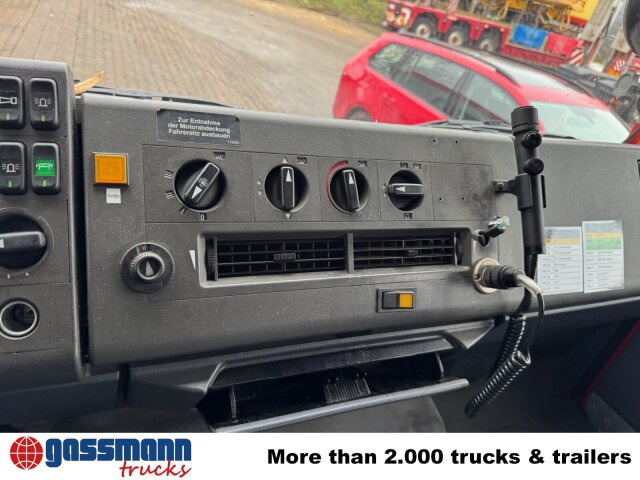 Mercedes-Benz LK 814 F 4x2 Doka, Löschfahrzeug LF8/6 - Feuerwehrfahrzeug: das Bild 4 Mercedes-Benz LK 814 F 4x2 Doka, Löschfahrzeug LF8/6 - Feuerwehrfahrzeug: das Bild 4