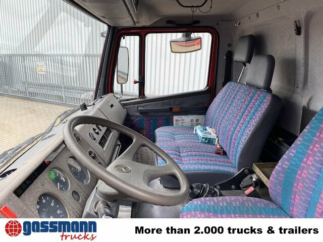 Mercedes-Benz LK 814 F 4x2, Ziegler RW1, 6-Zylinder Motor - Feuerwehrfahrzeug: das Bild 5 Mercedes-Benz LK 814 F 4x2, Ziegler RW1, 6-Zylinder Motor - Feuerwehrfahrzeug: das Bild 5