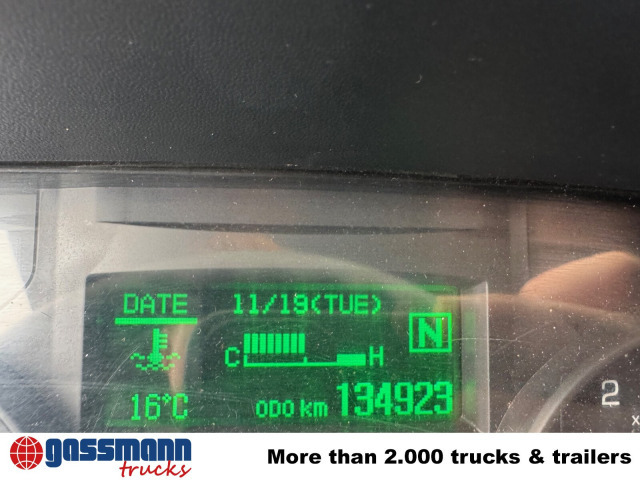 Mitsubishi Fuso 7C18 4x2, EEV, Zöller ASF HL Micro XL, - Kehrmaschine: das Bild 4 Mitsubishi Fuso 7C18 4x2, EEV, Zöller ASF HL Micro XL, - Kehrmaschine: das Bild 4