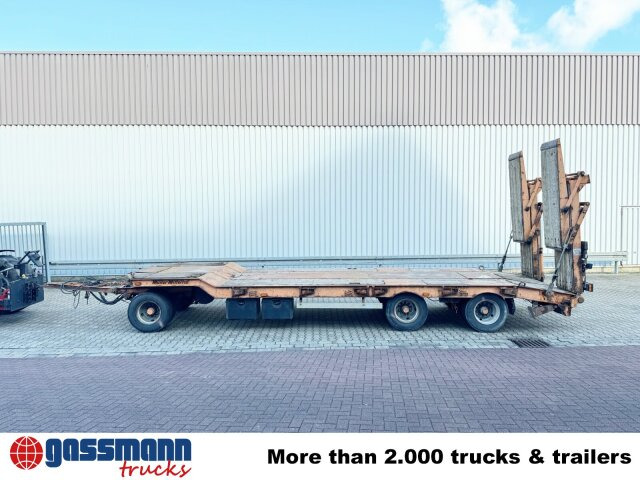 Tieflader Anhänger Für die Beförderung von schwere Technik Müller-Mitteltal T 3 Kompakt 30,0, Hydr. Rampen, Verbr. auf 3m: das Bild 6 Tieflader Anhänger Für die Beförderung von schwere Technik Müller-Mitteltal T 3 Kompakt 30,0, Hydr. Rampen, Verbr. auf 3m: das Bild 6