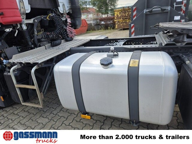 Mercedes-Benz Actros 1846 LS 4x2, MultimediaCockpit, - Sattelzugmaschine: das Bild 2 Mercedes-Benz Actros 1846 LS 4x2, MultimediaCockpit, - Sattelzugmaschine: das Bild 2