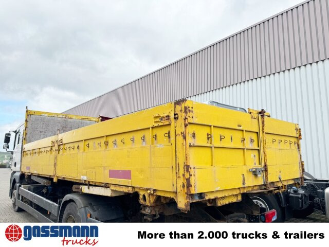 Wechselpritsche mit Alu-Bordwänden - Pritschenaufbau: das Bild 2 Wechselpritsche mit Alu-Bordwänden - Pritschenaufbau: das Bild 2