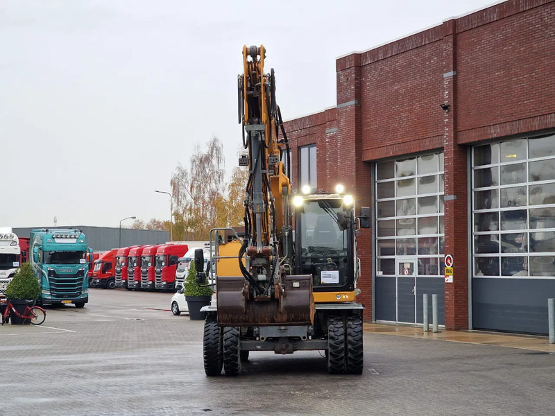Liebherr A916 - 110 KW - Central Greasing - Camera - Mobilbagger: das Bild 5 Liebherr A916 - 110 KW - Central Greasing - Camera - Mobilbagger: das Bild 5