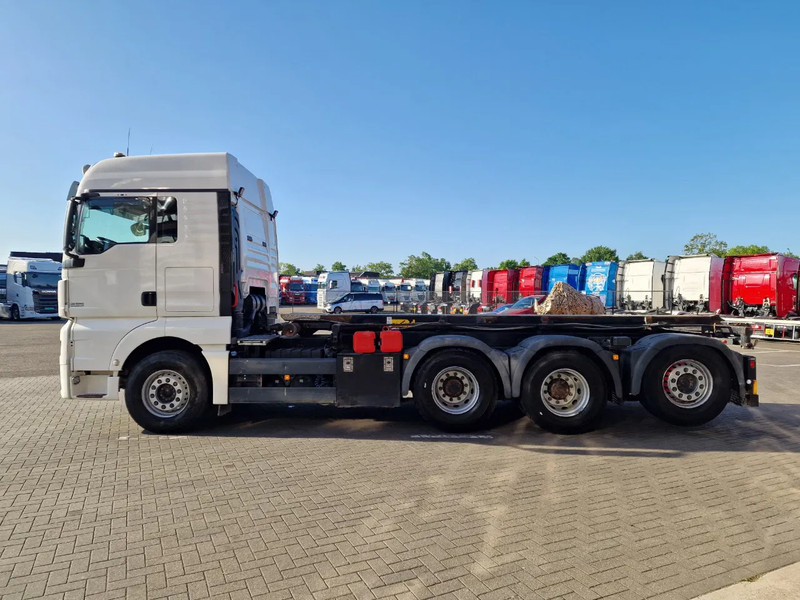 MAN TGX 32.560 8x4*4 - Cable system - Retarder - Euro 6 - Steering axle - - Seil Abrollkipper: das Bild 4 MAN TGX 32.560 8x4*4 - Cable system - Retarder - Euro 6 - Steering axle - - Seil Abrollkipper: das Bild 4