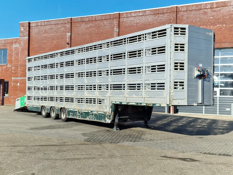 Pezzaioli 5 deck livestock trailer - Water & Ventilation - Loadlift - Folding floors - BPW Axle - 155M3 - Tiertransporter Auflieger: das Bild 1 Pezzaioli 5 deck livestock trailer - Water & Ventilation - Loadlift - Folding floors - BPW Axle - 155M3 - Tiertransporter Auflieger: das Bild 1