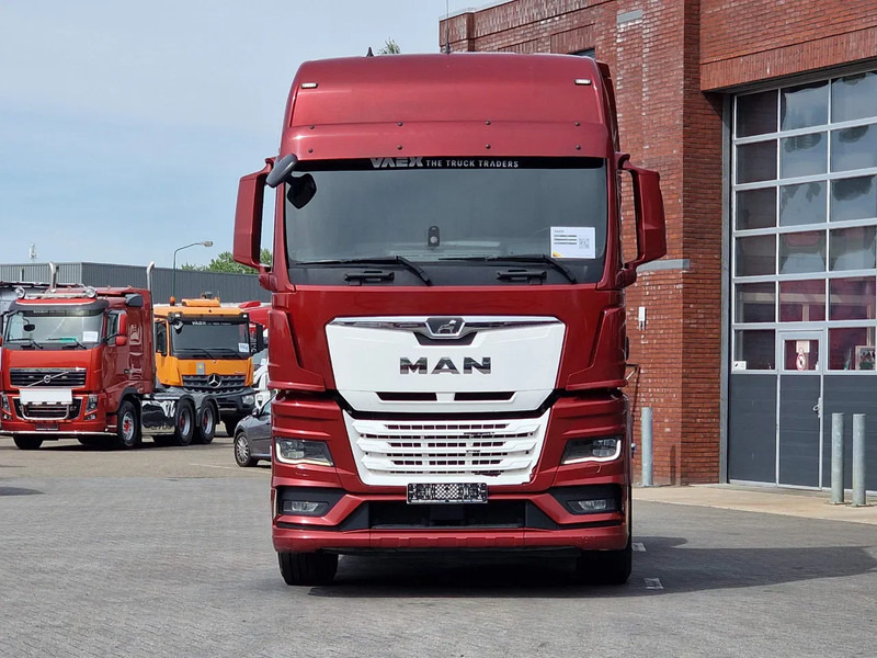 MAN TGX 18.510 4x2 - Retarder - Night clima - 2x tank - Navi - Full spoiler - Sattelzugmaschine: das Bild 2 MAN TGX 18.510 4x2 - Retarder - Night clima - 2x tank - Navi - Full spoiler - Sattelzugmaschine: das Bild 2