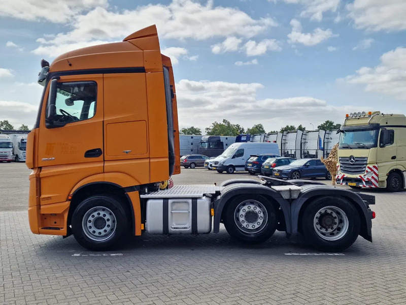 Mercedes-Benz Actros 2543 6x2 - Streamspace - Euro 6 - Sliding 5th wheel - Fridge - Steel/air suspension - Sattelzugmaschine: das Bild 4 Mercedes-Benz Actros 2543 6x2 - Streamspace - Euro 6 - Sliding 5th wheel - Fridge - Steel/air suspension - Sattelzugmaschine: das Bild 4