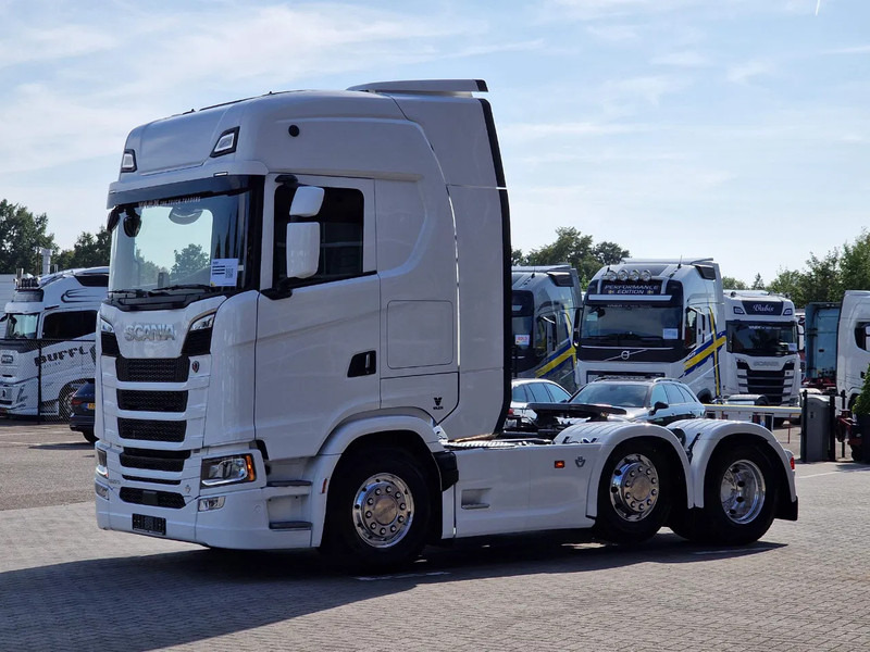 Scania 660S V8 NGS Highline 6x2/4 - New - Full spec - Retarder - Night clima - Led - Leather - Navi - Sattelzugmaschine: das Bild 3 Scania 660S V8 NGS Highline 6x2/4 - New - Full spec - Retarder - Night clima - Led - Leather - Navi - Sattelzugmaschine: das Bild 3