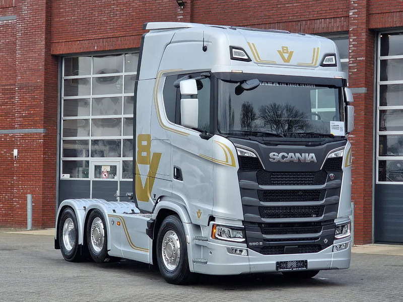 Scania 660S V8 NGS Highline 6x2/4 - New - Full spec - Retarder - Night clima - Led - Leather - Navi - Sattelzugmaschine: das Bild 1 Scania 660S V8 NGS Highline 6x2/4 - New - Full spec - Retarder - Night clima - Led - Leather - Navi - Sattelzugmaschine: das Bild 1