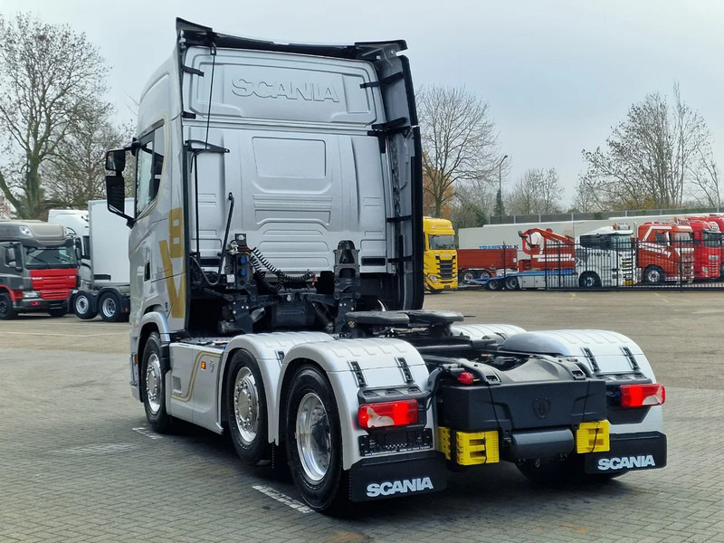 Scania 660S V8 NGS Highline 6x2/4 - New - Full spec - Retarder - Night clima - Led - Leather - Navi - Sattelzugmaschine: das Bild 5 Scania 660S V8 NGS Highline 6x2/4 - New - Full spec - Retarder - Night clima - Led - Leather - Navi - Sattelzugmaschine: das Bild 5
