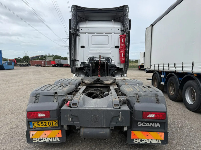 Scania R450 Highline 6x2/4 - Euro 6 - Opti Cruise - Navi - Sattelzugmaschine: das Bild 5 Scania R450 Highline 6x2/4 - Euro 6 - Opti Cruise - Navi - Sattelzugmaschine: das Bild 5