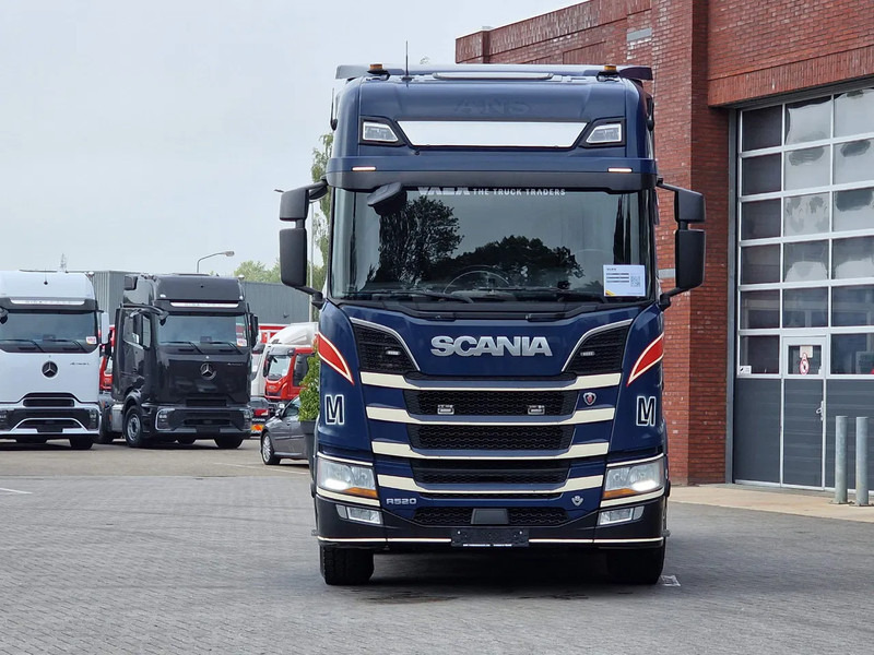 Scania R520 V8 NGS Highline 6x2 - PTO/Hydraulic - Full air - 2.95 WB - Navi - Fridge - Sliding 5th wheel - Sattelzugmaschine: das Bild 2 Scania R520 V8 NGS Highline 6x2 - PTO/Hydraulic - Full air - 2.95 WB - Navi - Fridge - Sliding 5th wheel - Sattelzugmaschine: das Bild 2