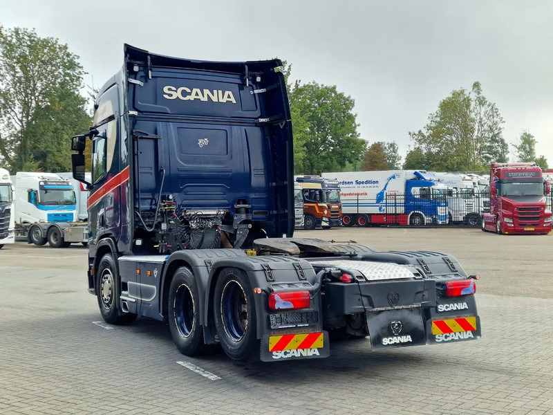 Scania R520 V8 NGS Highline 6x2 - PTO/Hydraulic - Full air - 2.95 WB - Navi - Fridge - Sliding 5th wheel - Sattelzugmaschine: das Bild 5 Scania R520 V8 NGS Highline 6x2 - PTO/Hydraulic - Full air - 2.95 WB - Navi - Fridge - Sliding 5th wheel - Sattelzugmaschine: das Bild 5