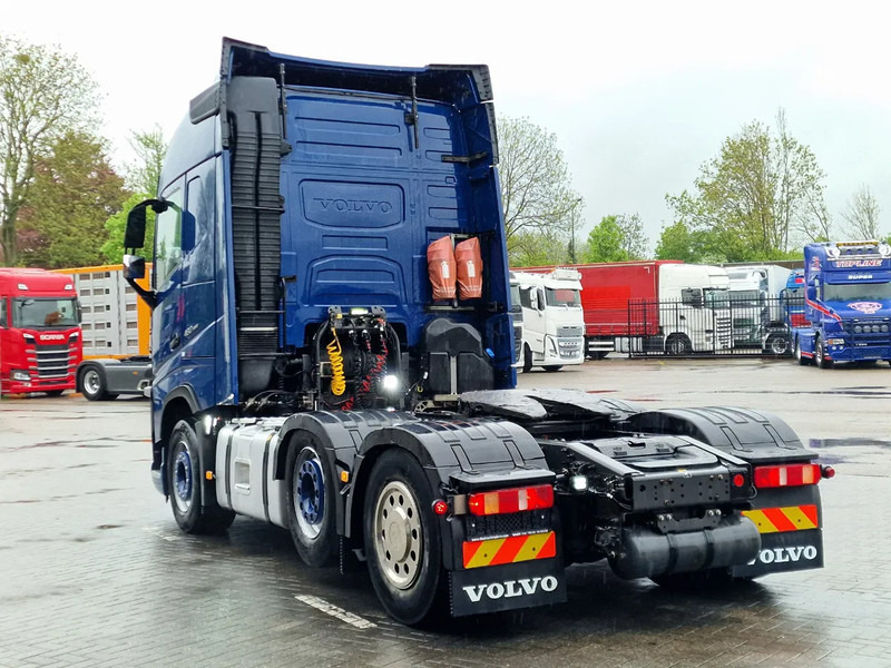 Volvo FH 13.460 Globetrotter 6x2 - I Save - Navi - Fridge - Spoiler - - Sattelzugmaschine: das Bild 5 Volvo FH 13.460 Globetrotter 6x2 - I Save - Navi - Fridge - Spoiler - - Sattelzugmaschine: das Bild 5