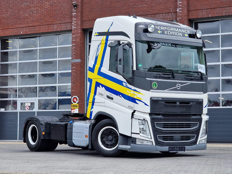 Volvo FH 13.500 Globetrotter 4x2 - I parkcool - Full air - Low KM 347Tkm - Fridge - Sattelzugmaschine: das Bild 1 Volvo FH 13.500 Globetrotter 4x2 - I parkcool - Full air - Low KM 347Tkm - Fridge - Sattelzugmaschine: das Bild 1