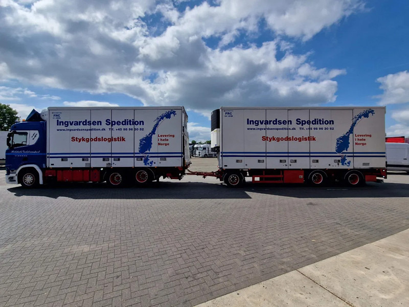 Scania R500 NGS B6X2NB / Trailer-Bygg 12-2004 / Frigobox Sidedoors / Rohrbahen / hooks - Kühlkoffer LKW: das Bild 4 Scania R500 NGS B6X2NB / Trailer-Bygg 12-2004 / Frigobox Sidedoors / Rohrbahen / hooks - Kühlkoffer LKW: das Bild 4