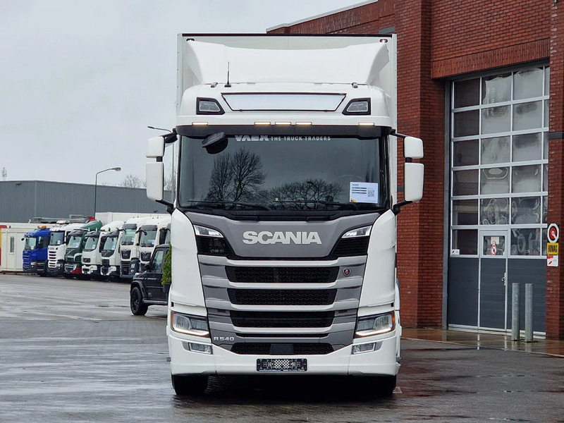 Scania R540 NGS 6x2 - Thermoking Bi Temp Frigo - Schmiz koffer - Retarder - Full air - Leather - Led - Navi - Isotherm LKW: das Bild 2 Scania R540 NGS 6x2 - Thermoking Bi Temp Frigo - Schmiz koffer - Retarder - Full air - Leather - Led - Navi - Isotherm LKW: das Bild 2
