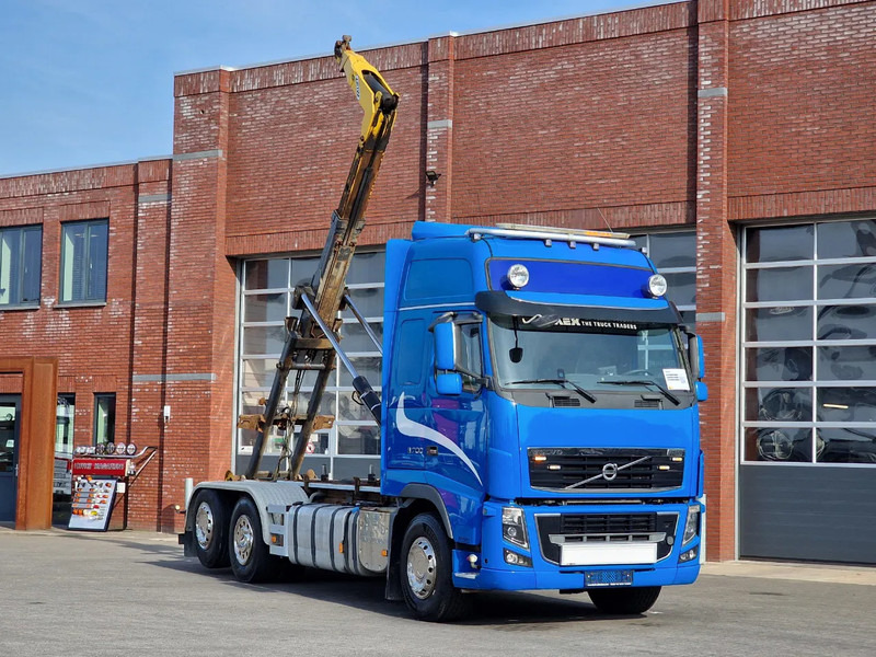 Volvo FH 16.700 Globetrotter 6x2*4 - Palfinger T20 Hook - Retarder - Steering axle - Abrollkipper: das Bild 1 Volvo FH 16.700 Globetrotter 6x2*4 - Palfinger T20 Hook - Retarder - Steering axle - Abrollkipper: das Bild 1