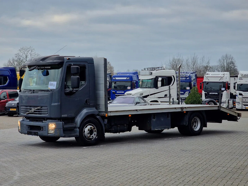 Volvo FL 240 - 4x2 - Manual gearbox - Flatbed / Car transport - Full air - Autotransporter LKW: das Bild 3 Volvo FL 240 - 4x2 - Manual gearbox - Flatbed / Car transport - Full air - Autotransporter LKW: das Bild 3