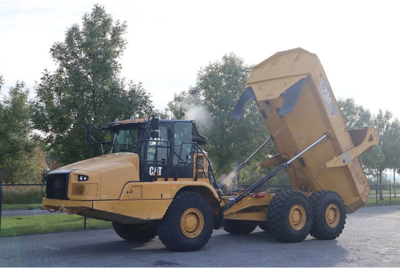 Caterpillar 730 04A | TAILGATE | LOW HOURS - Knickgelenkter Dumper: das Bild 2 Caterpillar 730 04A | TAILGATE | LOW HOURS - Knickgelenkter Dumper: das Bild 2