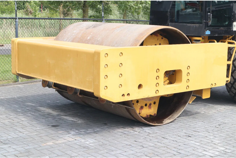Walzen Caterpillar CS78B | TRIMBLE GPS | GOOD CONDITION: das Bild 7