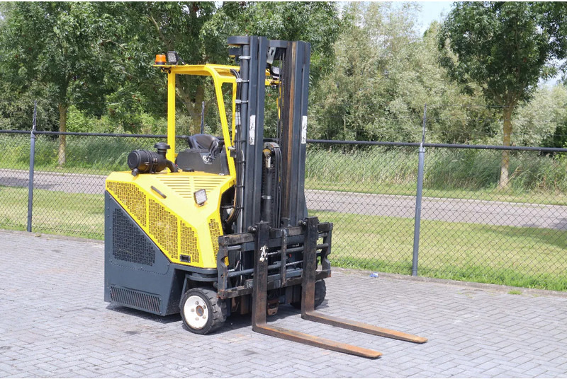 Combilift CB3000 | 2.5 TON | 6 METER | TRIPLEX | SIDESHIFT - Vierwegstapler: das Bild 5 Combilift CB3000 | 2.5 TON | 6 METER | TRIPLEX | SIDESHIFT - Vierwegstapler: das Bild 5