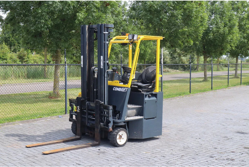 Combilift CB3000 | 2.5 TON | 6 METER | TRIPLEX | SIDESHIFT - Vierwegstapler: das Bild 2 Combilift CB3000 | 2.5 TON | 6 METER | TRIPLEX | SIDESHIFT - Vierwegstapler: das Bild 2