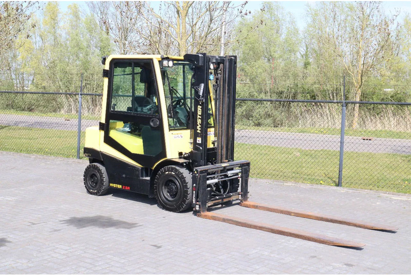 Hyster H2.5 A | BOOM SUSPENSION | SIDESHIFT | FORK EXTENTIONS | FORK POSITIONERS - Dieselstapler: das Bild 5 Hyster H2.5 A | BOOM SUSPENSION | SIDESHIFT | FORK EXTENTIONS | FORK POSITIONERS - Dieselstapler: das Bild 5
