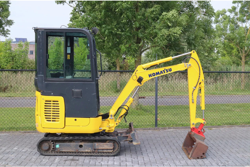 Komatsu PC16 R-3HS | 3X BUCKET | QUICK COUPLER | SWING BOOM - Minibagger: das Bild 4 Komatsu PC16 R-3HS | 3X BUCKET | QUICK COUPLER | SWING BOOM - Minibagger: das Bild 4