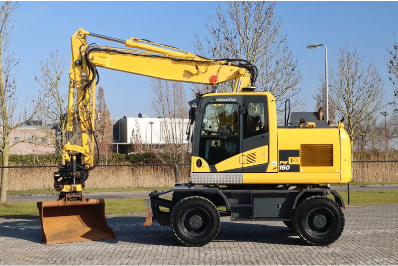Komatsu PW160-11 | ENGCON TILTROTATOR | BUCKET | TRAILER HYDR. - Mobilbagger: das Bild 1 Komatsu PW160-11 | ENGCON TILTROTATOR | BUCKET | TRAILER HYDR. - Mobilbagger: das Bild 1