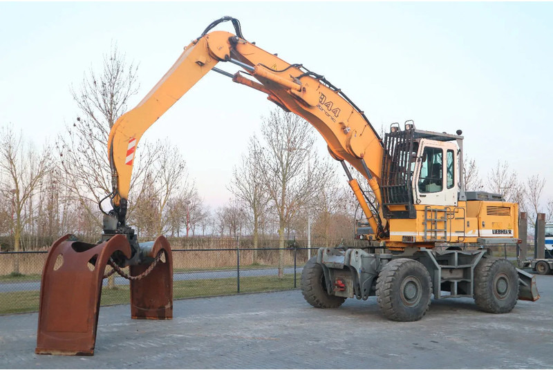 Liebherr A944 B HD | LOG GRAPPLE | HOLZGREIFER | TIMBER - Mobilbagger: das Bild 2 Liebherr A944 B HD | LOG GRAPPLE | HOLZGREIFER | TIMBER - Mobilbagger: das Bild 2