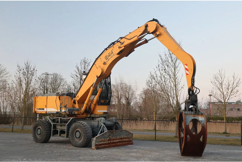Liebherr A944 B HD | LOG GRAPPLE | HOLZGREIFER | TIMBER - Umschlagbagger: das Bild 5 Liebherr A944 B HD | LOG GRAPPLE | HOLZGREIFER | TIMBER - Umschlagbagger: das Bild 5