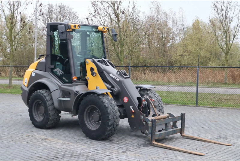 Mecalac AF 1050 | BUCKET | FORKS | HYDR. QUICK COUPLER - Radlader: das Bild 5 Mecalac AF 1050 | BUCKET | FORKS | HYDR. QUICK COUPLER - Radlader: das Bild 5