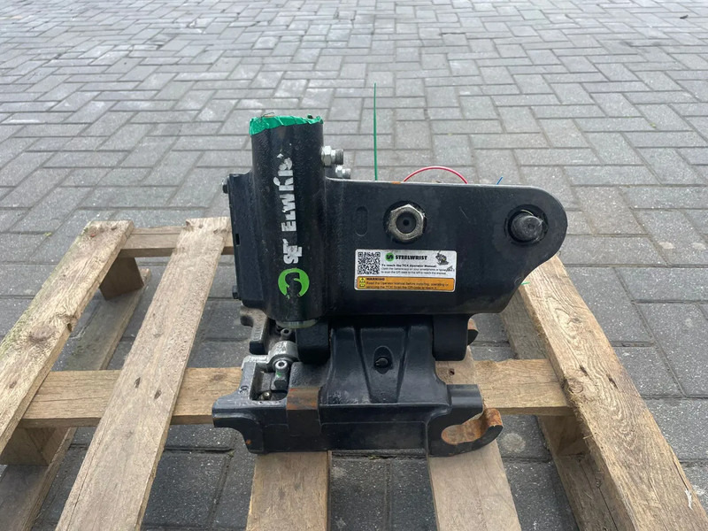 STEELWRIST TCX S30 - 180 MEC | TILT COUPLER | TILTING COUPLER | NEW / UNUSED - Tiltrotator für Baumaschine: das Bild 4 STEELWRIST TCX S30 - 180 MEC | TILT COUPLER | TILTING COUPLER | NEW / UNUSED - Tiltrotator für Baumaschine: das Bild 4