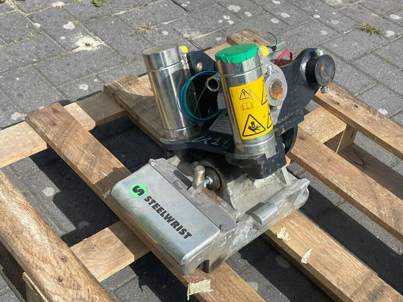 STEELWRIST TMX S30 -180HA | TILT QUICKCOUPLER | TILTING COUPLER | NEW - Tiltrotator für Baumaschine: das Bild 3 STEELWRIST TMX S30 -180HA | TILT QUICKCOUPLER | TILTING COUPLER | NEW - Tiltrotator für Baumaschine: das Bild 3