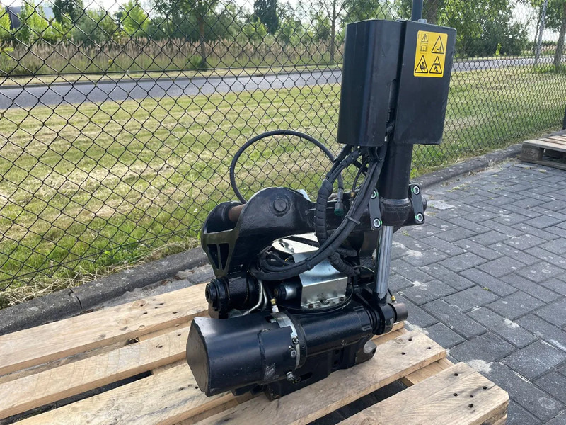 STEELWRIST X06 S40 | TILT ROTATOR | VLS | FPL | FF | NEW / UNUSED - Tiltrotator für Baumaschine: das Bild 3 STEELWRIST X06 S40 | TILT ROTATOR | VLS | FPL | FF | NEW / UNUSED - Tiltrotator für Baumaschine: das Bild 3