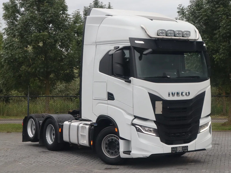 Iveco S-WAY 570 6X2 | RETARDER | EURO 6 - Sattelzugmaschine: das Bild 3 Iveco S-WAY 570 6X2 | RETARDER | EURO 6 - Sattelzugmaschine: das Bild 3